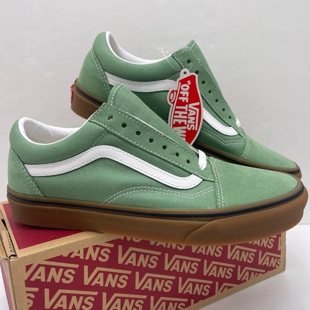 Vans Men’s Old Skool (Gum) Basil/True White Sneakers VN0A38G19M0
